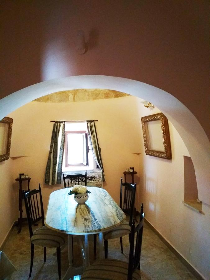 מרטינה פרנקה B&B Maison Michel מראה חיצוני תמונה